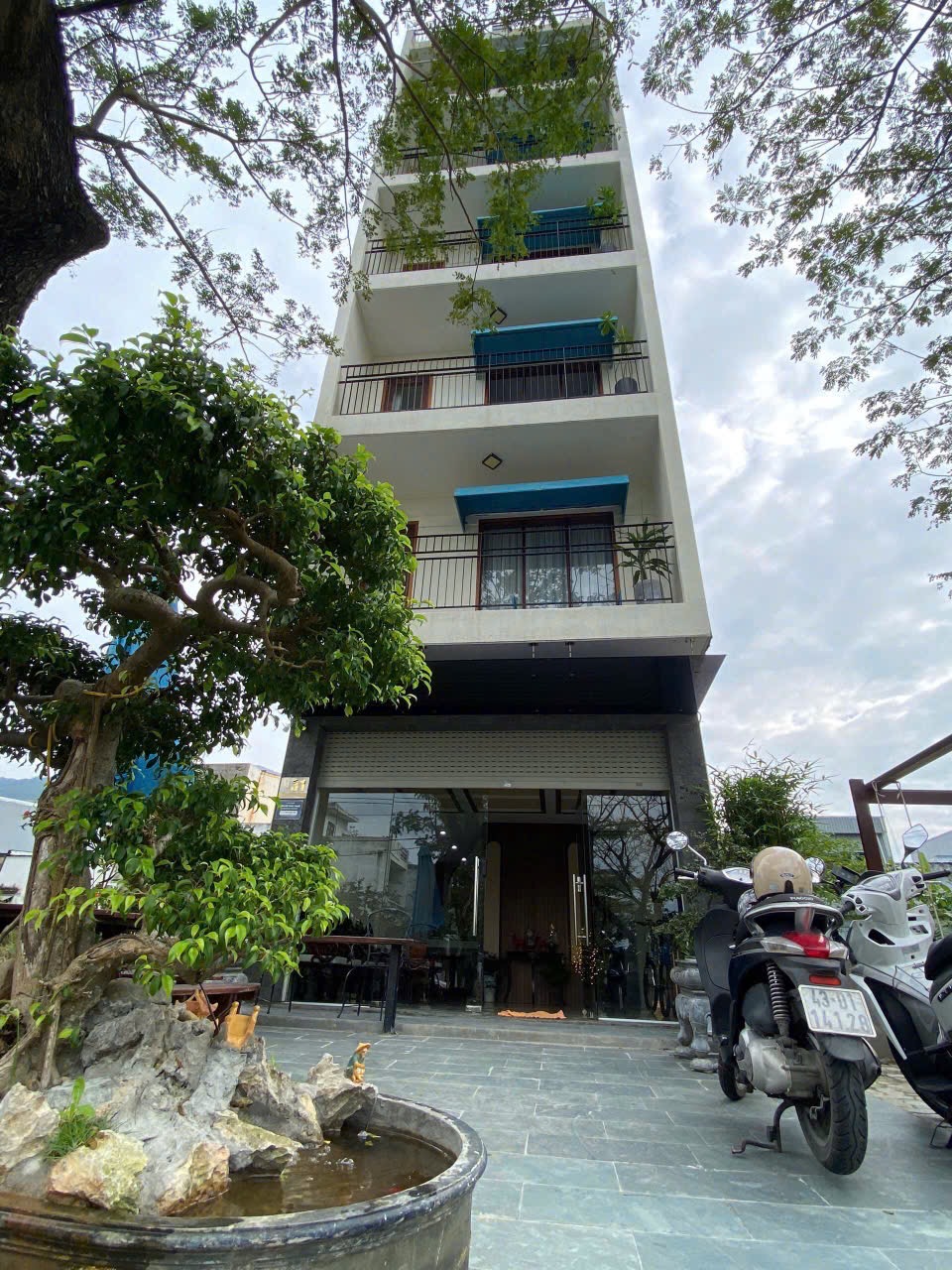bán căn hộ Apartment 6 tầng Đà Nẵng có thang  máy 13.95tỷ 